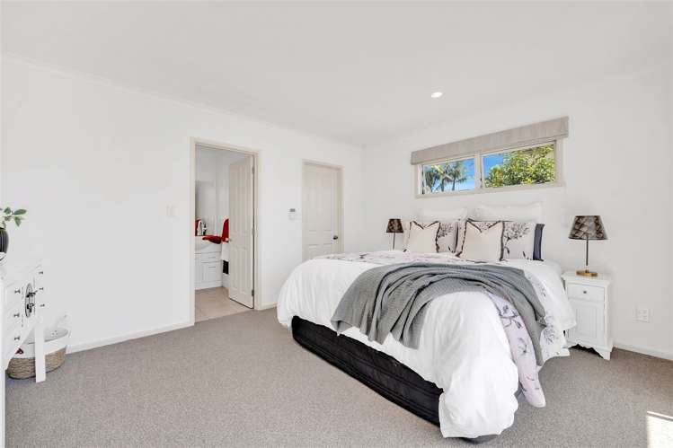 17 Manara Place The Gardens_11