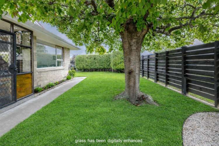 2/306 Southland Road_0