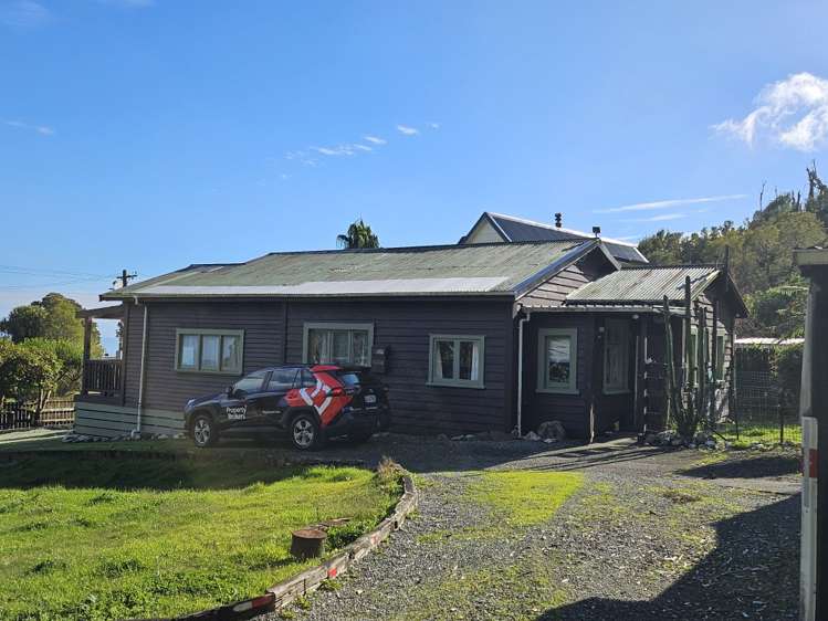 2796 Coast Road Barrytown_11