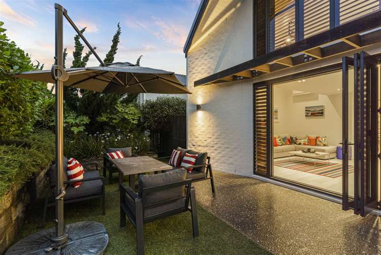 11 Tuatini Place Long Bay_15