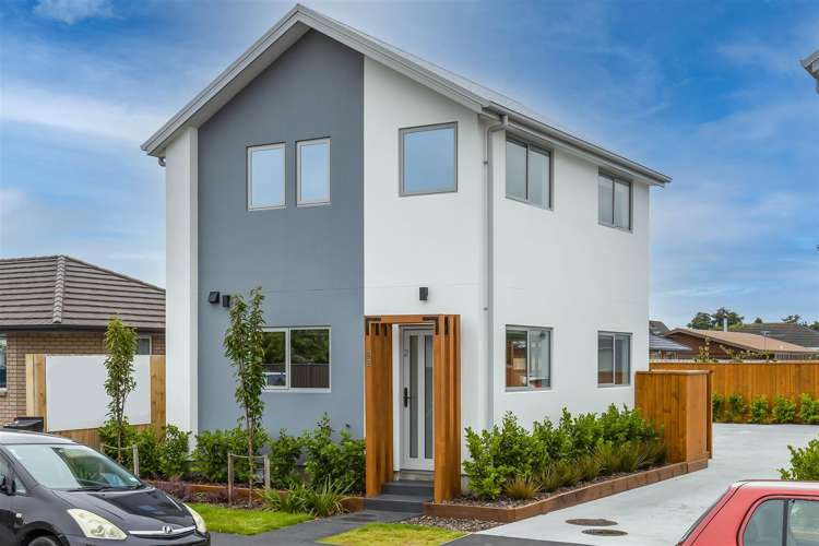 2/88 Peverel Street Riccarton_1