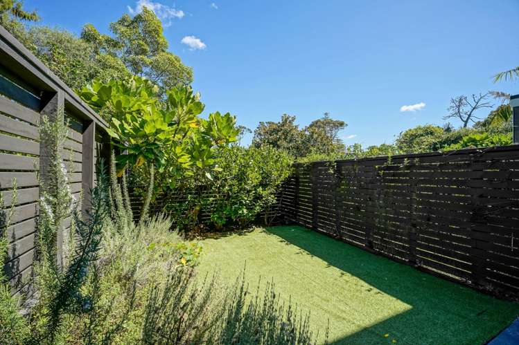 17/37 Glen Atkinson Street St Heliers_8