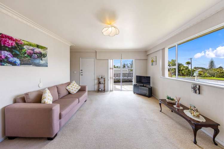 40 Fairmount Road Titirangi_1
