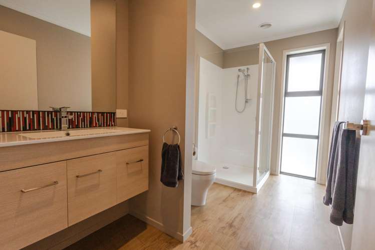 8 Pukaki Avenue Ngahere_4