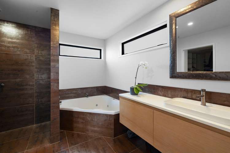20 Kotare Drive Waiwhakaiho_11