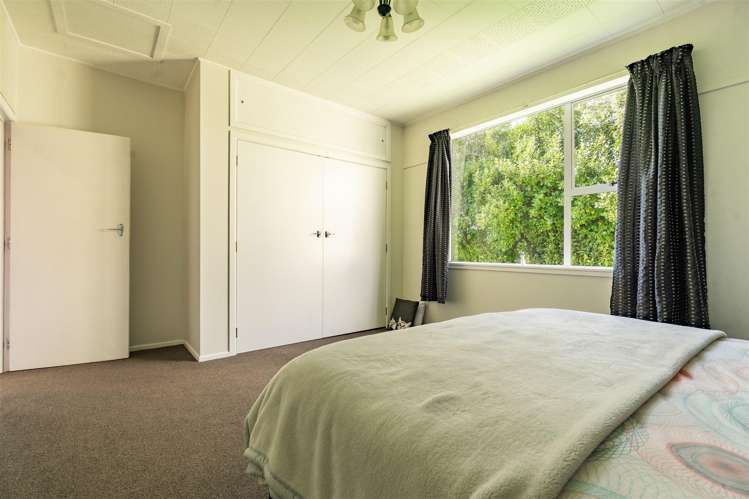 8 Armstrong Street Balclutha_13