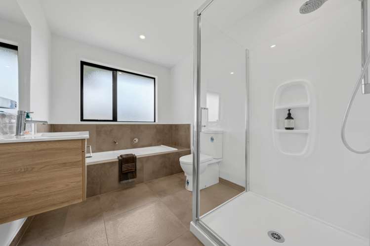 13 Leathem Crescent Pokeno_16