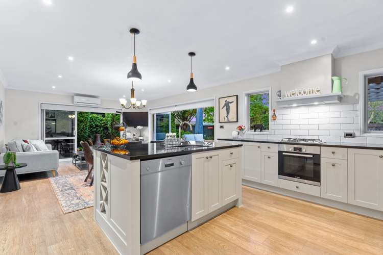 14 Silkwood Crescent Karaka_11