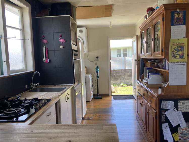 89 Broadway Waitara_3