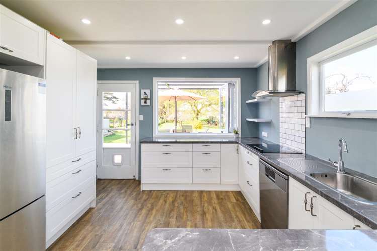 8 Ngareta Street Marton_13