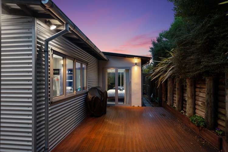 5 Emerald Lane Cashmere_26