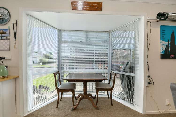 42 Waratah Street Matua_16