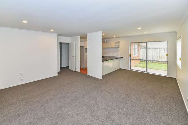 2/35 Avis Avenue Papatoetoe_3