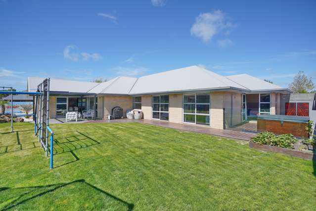 36 Coolspring Way Redwood_1