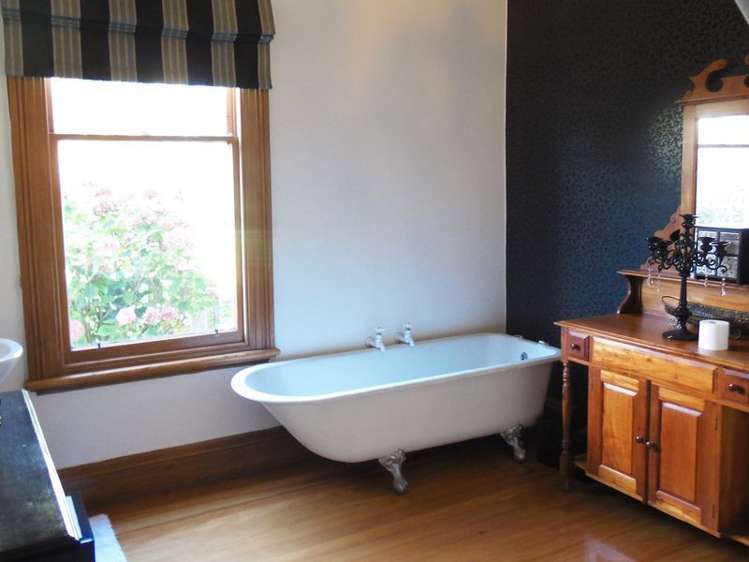 447 Tilverstowe Road Island Cliff_14