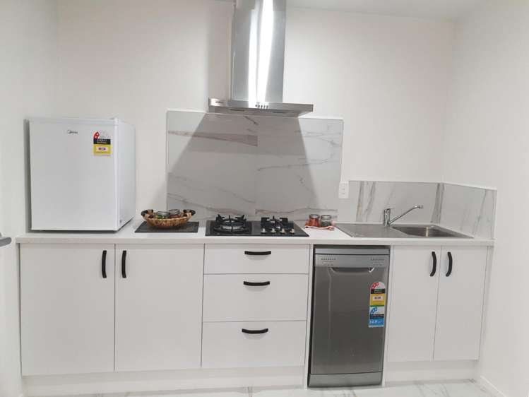 3/25 Tui Road 10695_7