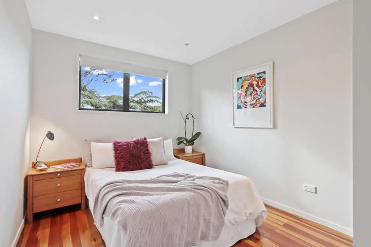 8 Mceldowney Road Titirangi_15