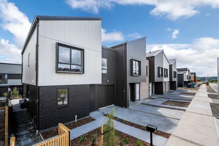 16 Waka Moana Drive_2