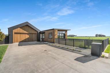5 Bob Shaw Road_1