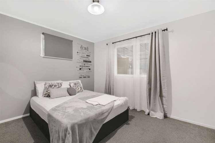 14 Harrow Place Manurewa_10