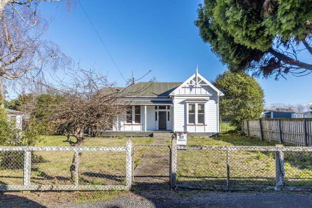 62 Albert Street Pahiatua_3