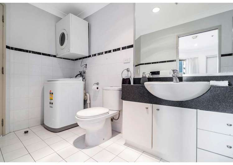 15F&15G/1 Emily Place Auckland Central_18