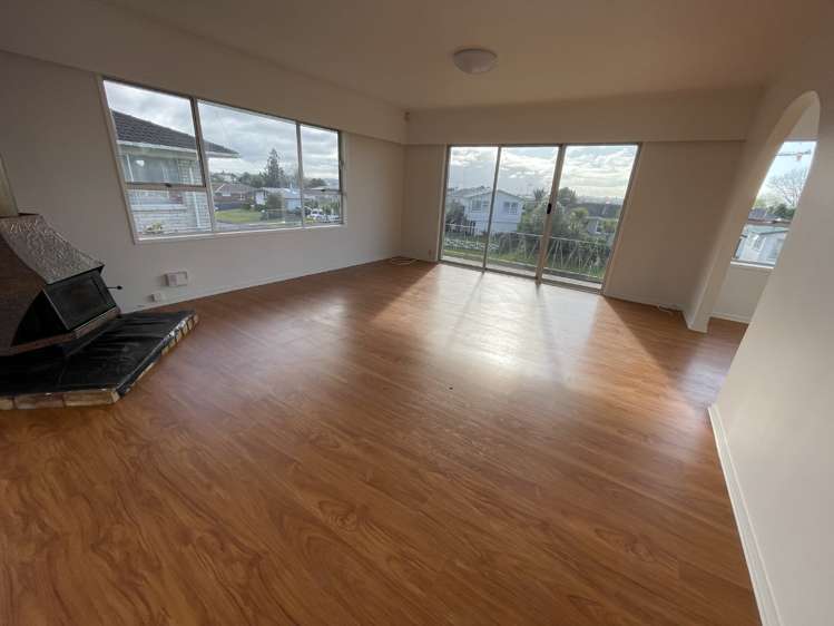 10 Bodi Place Te Atatu South_3