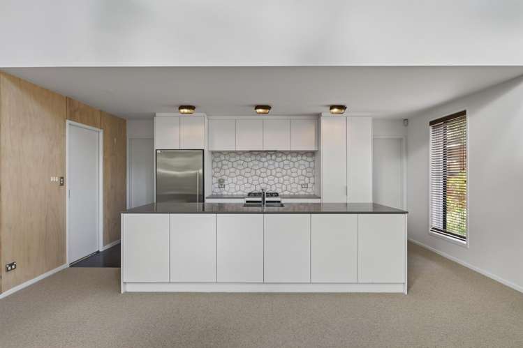 2/66 Powderham Street City Centre_4