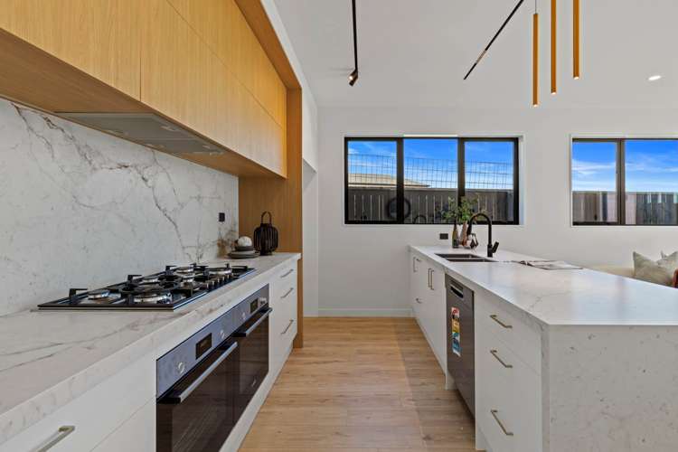 51 Parkland Loop Wainui_9