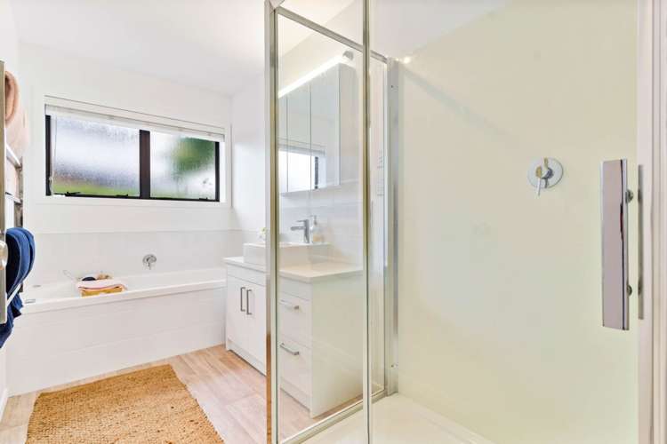 174 Lakeside Drive Orewa_19