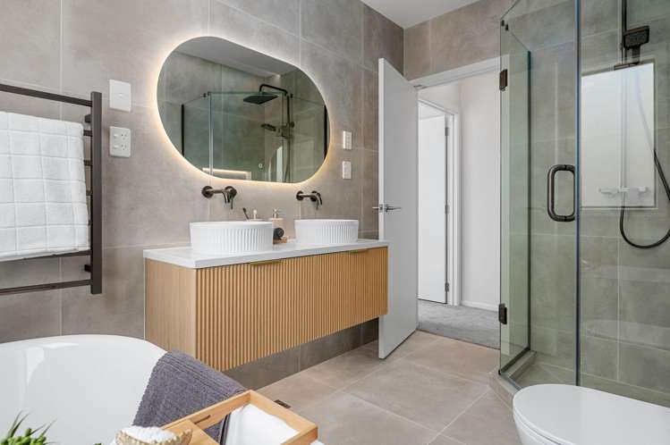 3 + 3a Pukatea Lane Grandview Heights_20
