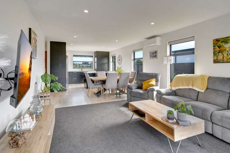 32 Shrimpton Avenue Woodend_7