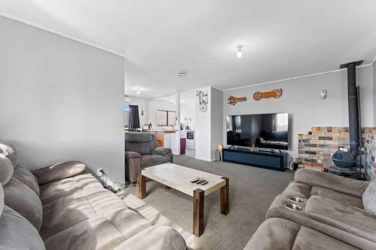 22 Granville Drive Massey_6