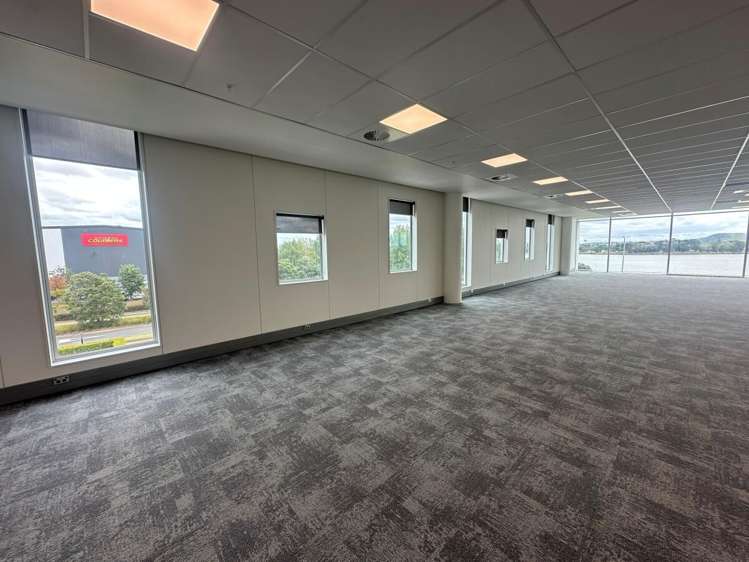 86 Highbrook Drive East Tamaki_5