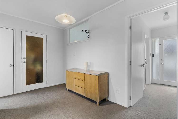 2/16B Penney Avenue Mount Roskill_5