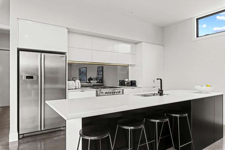 27 Mayfield Avenue_5