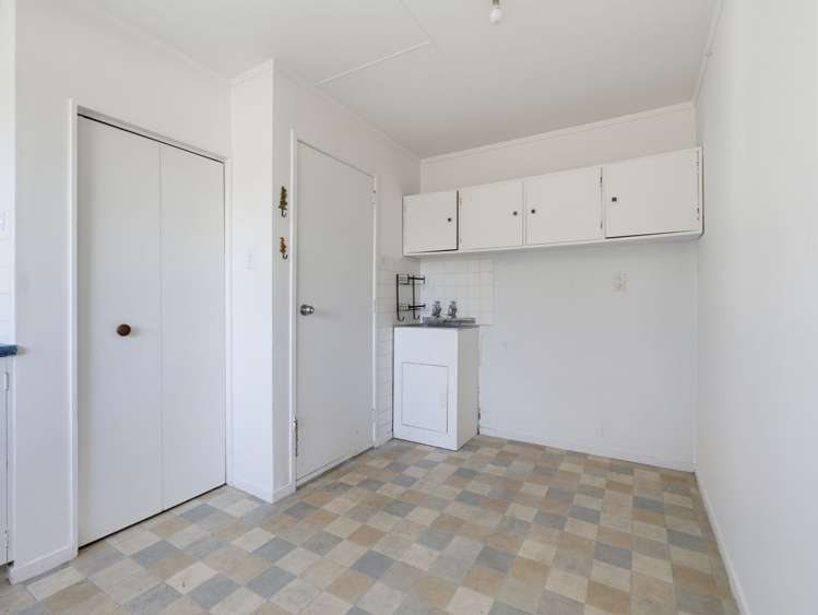 2/43 Douglas Road Wakatu_10
