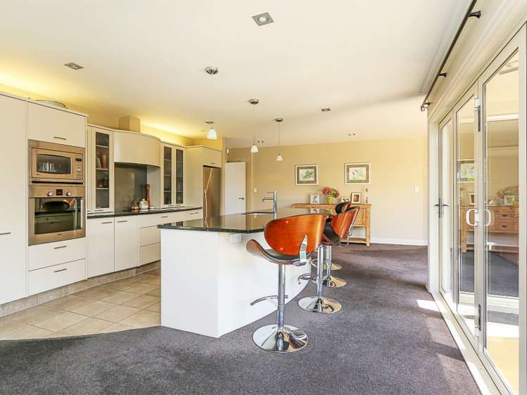 8 Tasman Drive Poraiti_6