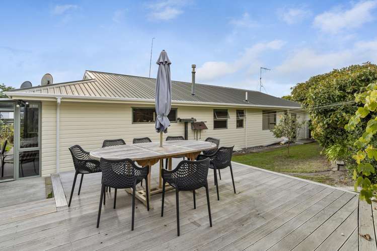 41 Koromiko Street Otaki Beach_15