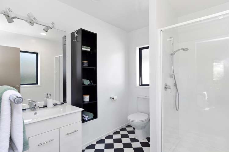 305 Carmichael Road Brookfield_8