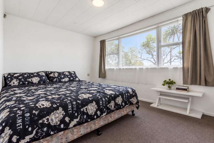 15 Craigbank Avenue New Lynn_8