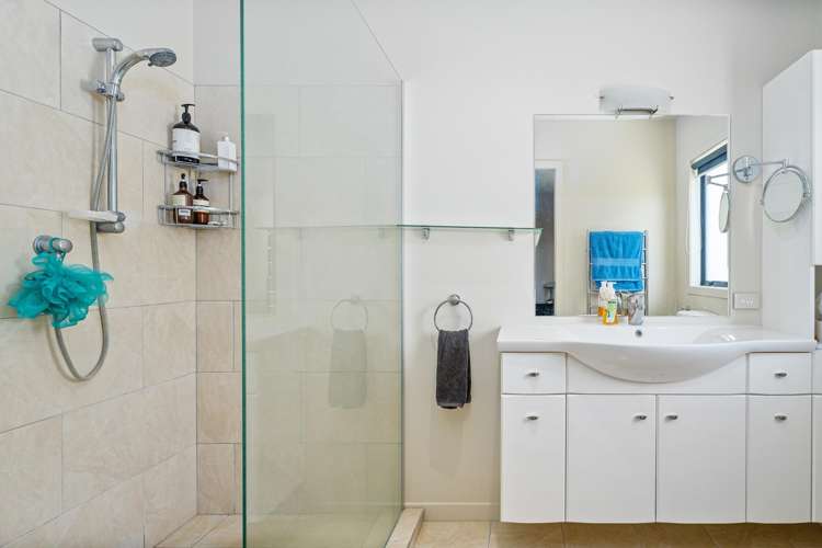 1 Centreway Pauanui_19