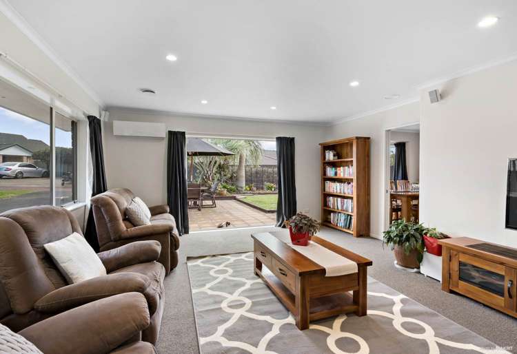 67 Lothian Brae Wattle Downs_2