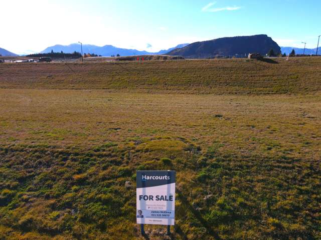 4 Mason Street,  Pembroke Terraces Wanaka_2