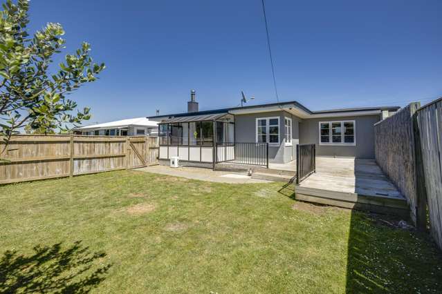 Comfort, convenience and be moved in by Christmas!