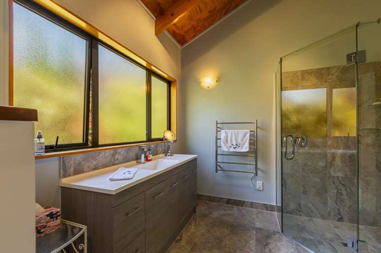 8 Willow Grove Waipukurau and Surrounds_11