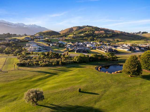 Golf Course Practically On The Doorstep!