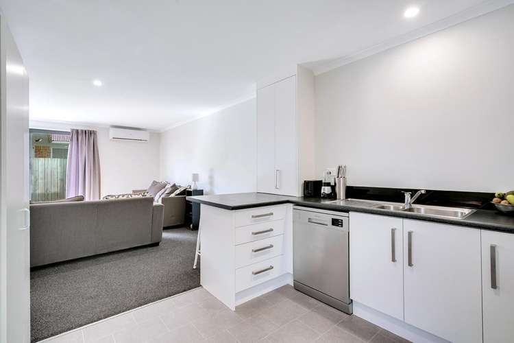 2/12 Beaumont Street_5