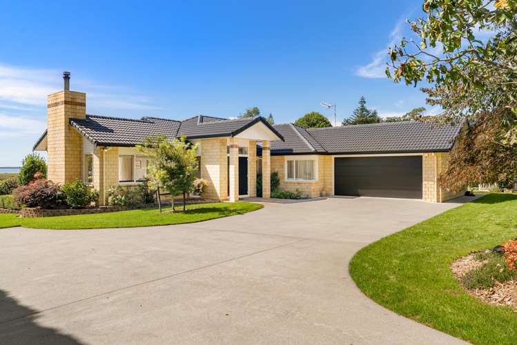 249 Walker Road East Aongatete_8