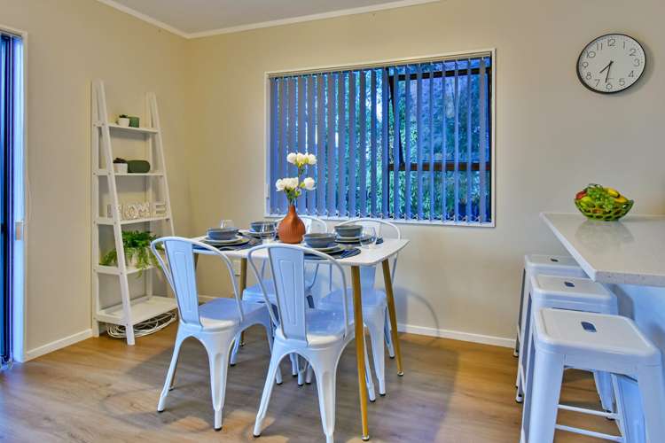 2/6 Hatherley Place Clendon Park_6
